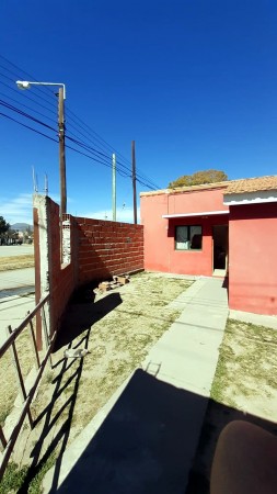 Casa de 3 Dormitorio en Barrio Limache a la venta