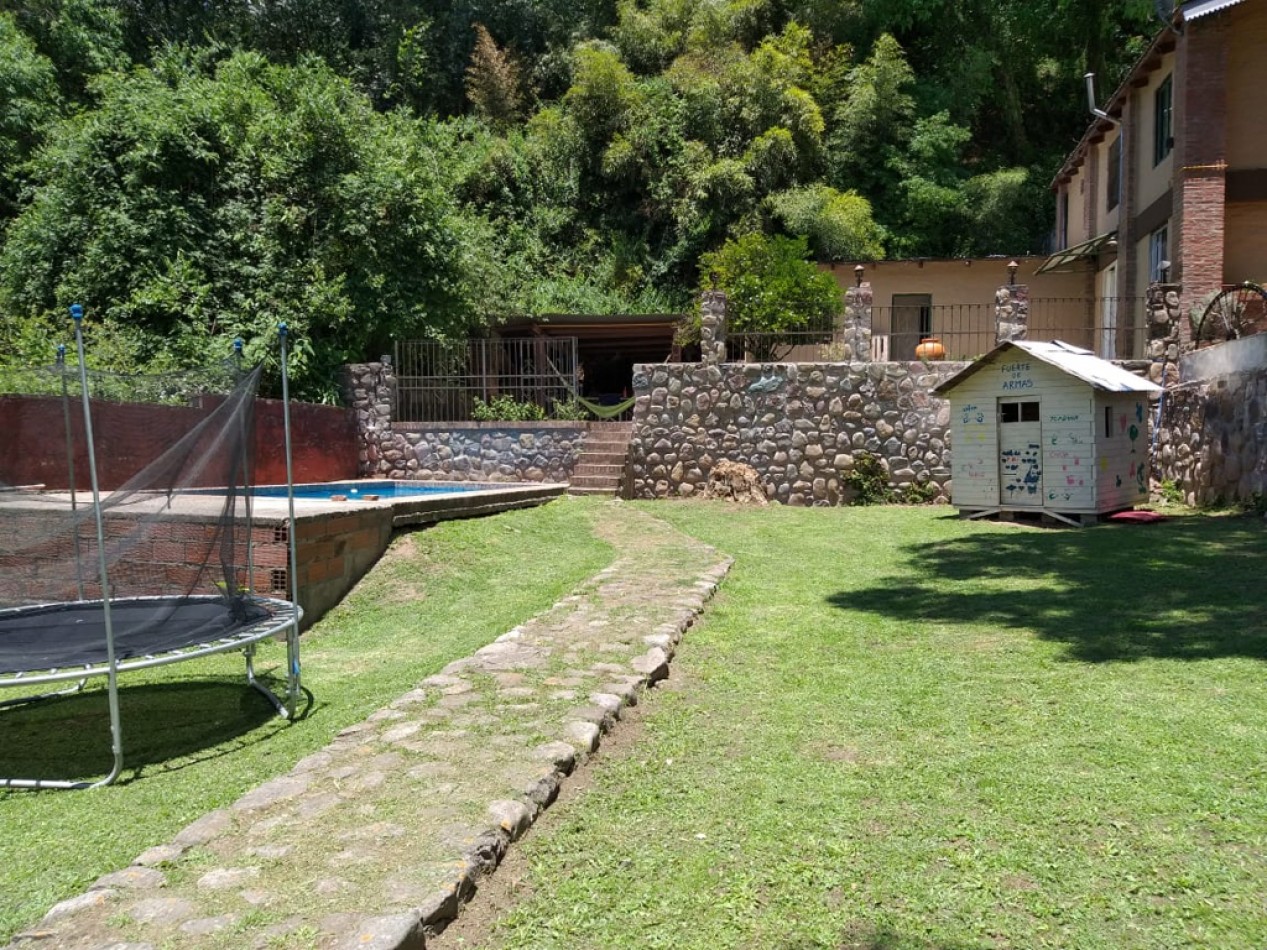 Casa de 3 dormitorios en San Lorenzo al pie de la Quebrada